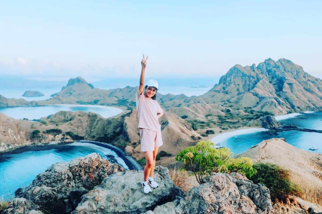 KOMODO One love Homestay&Tour Labuan Bajo Exterior foto