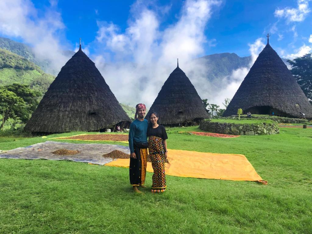 KOMODO One love Homestay&Tour Labuan Bajo Exterior foto
