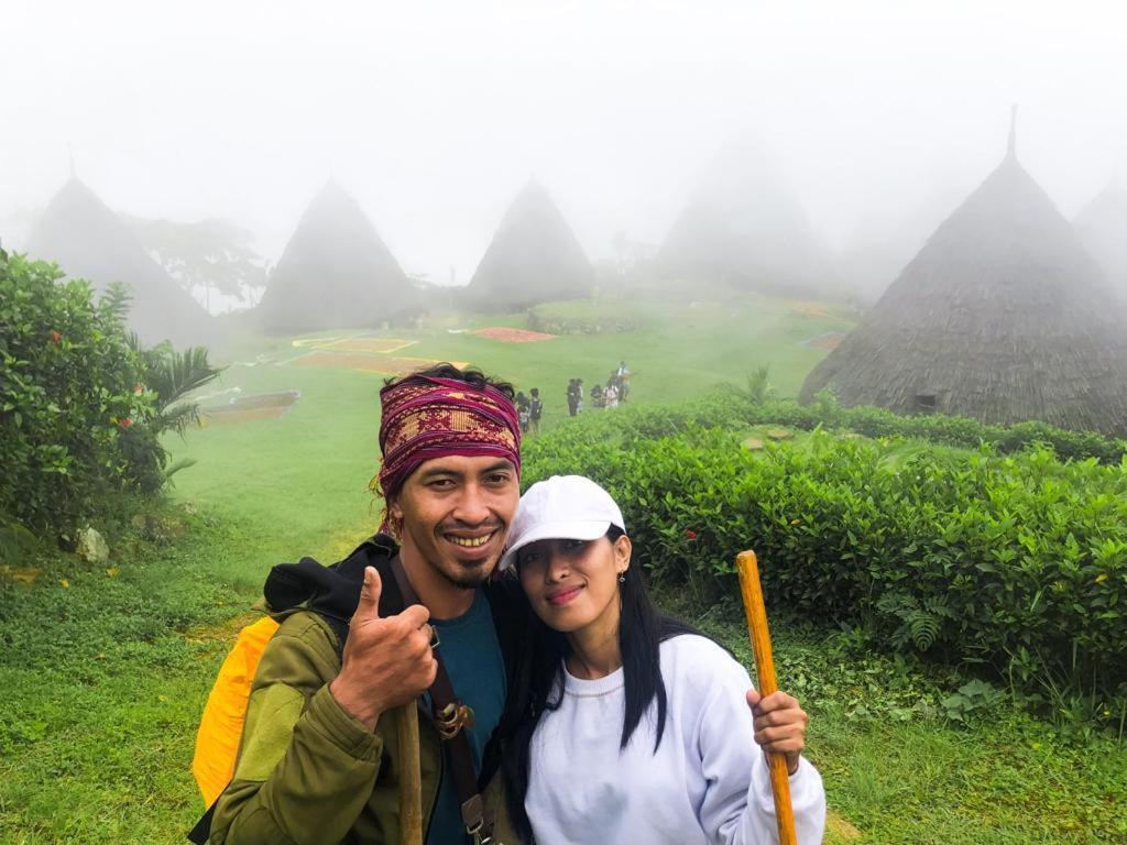 KOMODO One love Homestay&Tour Labuan Bajo Exterior foto