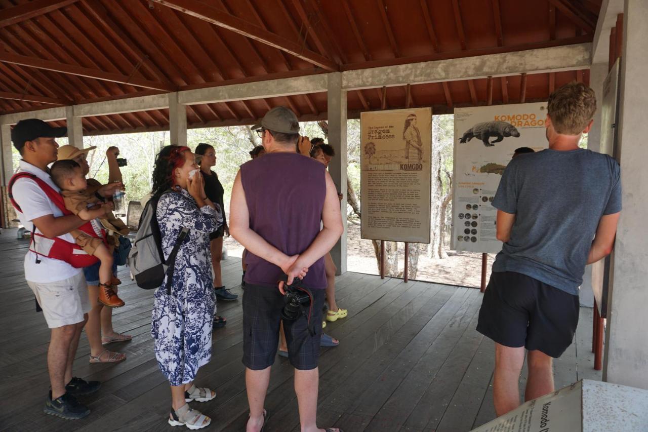 KOMODO One love Homestay&Tour Labuan Bajo Exterior foto